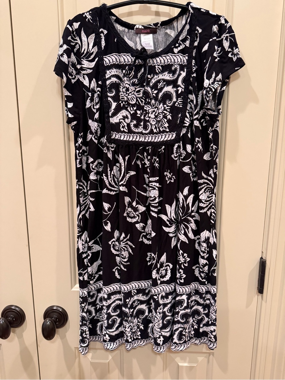 mark. Black and White Floral Midi Dress